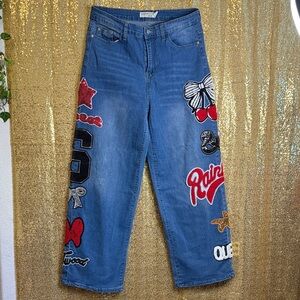 Embroidered Patchwork Wide-Leg Jeans in Blue